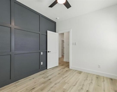 521 N Denley Drive - Photo Thumbnail 10