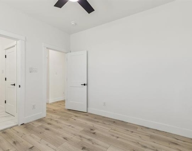 521 N Denley Drive - Photo Thumbnail 19