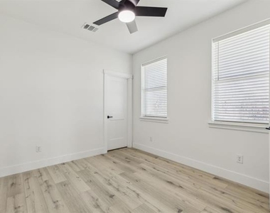 521 N Denley Drive - Photo Thumbnail 18