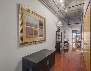 1999 Mckinney Avenue - Photo Thumbnail 21