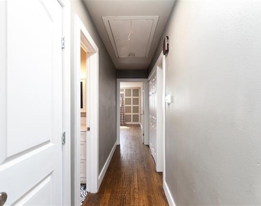 3217 Cedarcroft Lane - Photo Thumbnail 14