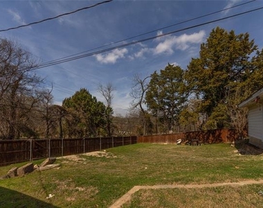 3217 Cedarcroft Lane - Photo Thumbnail 22