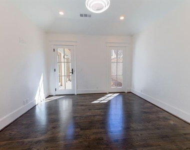 5230 Homer Street - Photo Thumbnail 15
