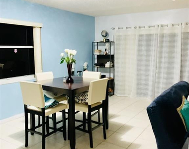 8121 Southgate Boulevard - Photo Thumbnail 4