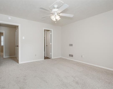 11352 Quail Run Street - Photo Thumbnail 27