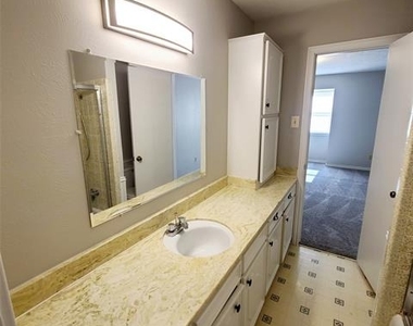 11352 Quail Run Street - Photo Thumbnail 20