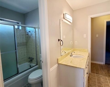 11352 Quail Run Street - Photo Thumbnail 4