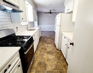 11352 Quail Run Street - Photo Thumbnail 11