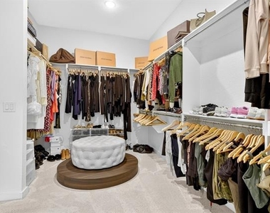 5174 Statesman Lane - Photo Thumbnail 17