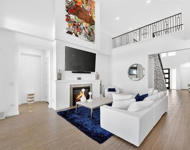 5174 Statesman Lane - Photo Thumbnail 6