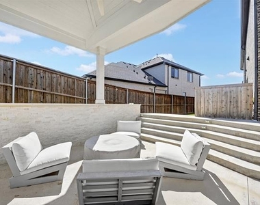 5174 Statesman Lane - Photo Thumbnail 31