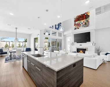 5174 Statesman Lane - Photo Thumbnail 9