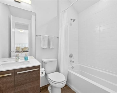 5174 Statesman Lane - Photo Thumbnail 23