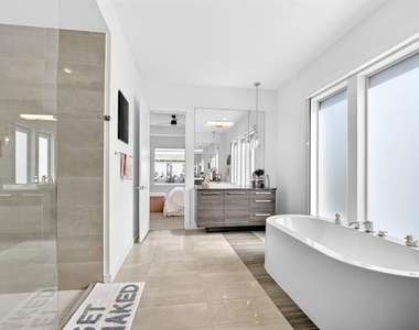 5174 Statesman Lane - Photo Thumbnail 15