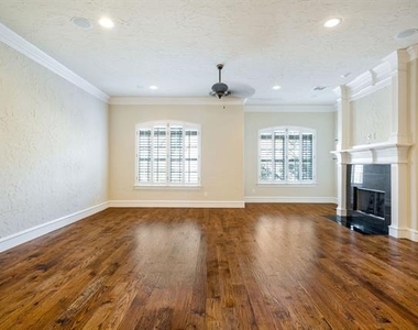 554 Rockingham Drive - Photo Thumbnail 3
