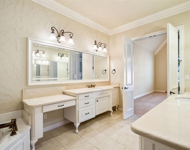 554 Rockingham Drive - Photo Thumbnail 22