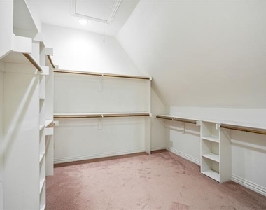 554 Rockingham Drive - Photo Thumbnail 24