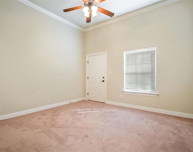 554 Rockingham Drive - Photo Thumbnail 28