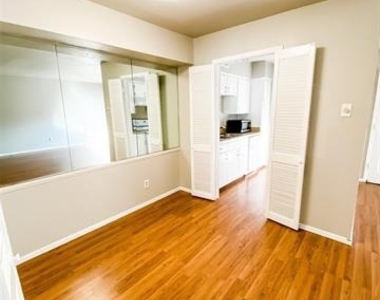 12888 Montfort Drive - Photo Thumbnail 7