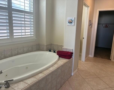 1470 Viewpoint Drive - Photo Thumbnail 13