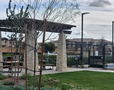 4255 E Carmel Privado - Photo Thumbnail 14