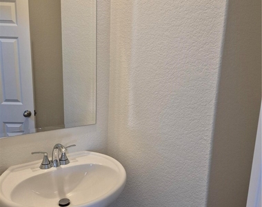 4243 Rincon - Photo Thumbnail 4