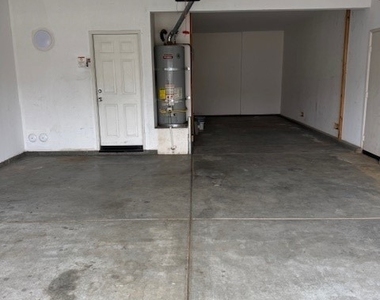 1577 Leland - Photo Thumbnail 17