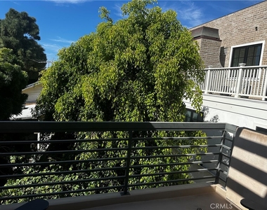 425 11th - Photo Thumbnail 23