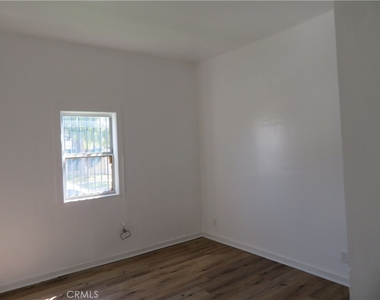 156 E Colden - Photo Thumbnail 13