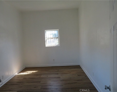 156 E Colden - Photo Thumbnail 8