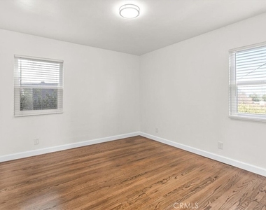 1192 Stringer - Photo Thumbnail 10
