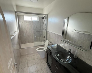 7011 N Liberty Drive - Photo Thumbnail 25