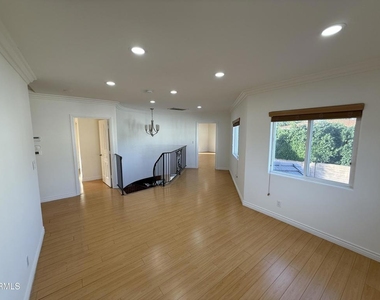 7011 N Liberty Drive - Photo Thumbnail 23