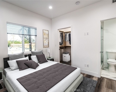 2152 S West View - Photo Thumbnail 21