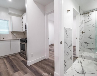 2152 S West View - Photo Thumbnail 17