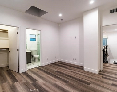 2152 S West View - Photo Thumbnail 24