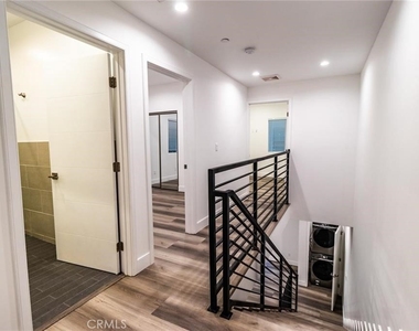 2152 S West View - Photo Thumbnail 12