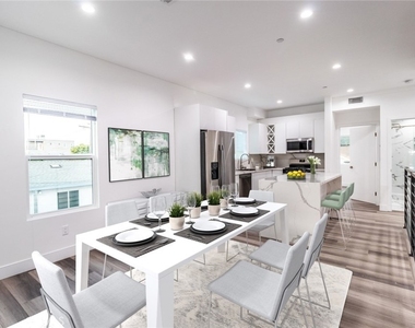 2152 S West View - Photo Thumbnail 15