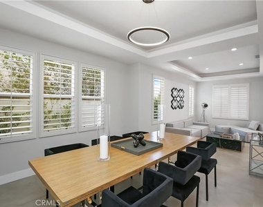 23679 Ridgeway - Photo Thumbnail 2