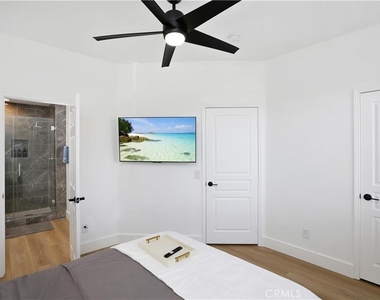23679 Ridgeway - Photo Thumbnail 28