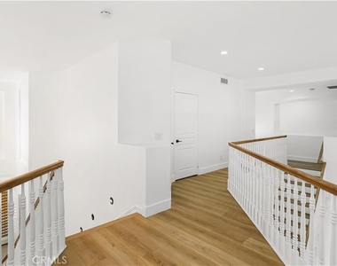 23679 Ridgeway - Photo Thumbnail 21