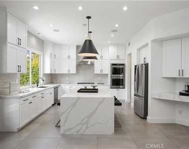 23679 Ridgeway - Photo Thumbnail 5