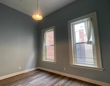 375 12th Street - Photo Thumbnail 1