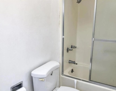 2240 India Street - Photo Thumbnail 2