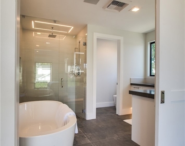324 Saint Andrews Road - Photo Thumbnail 5