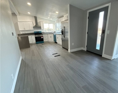 10421 El Centro - Photo Thumbnail 10