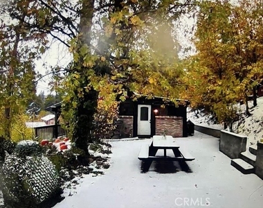 2410 Secret - Photo Thumbnail 3