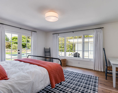 28925 Cliffside Drive - Photo Thumbnail 30