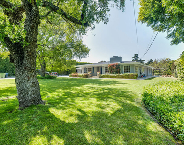 28925 Cliffside Drive - Photo Thumbnail 1