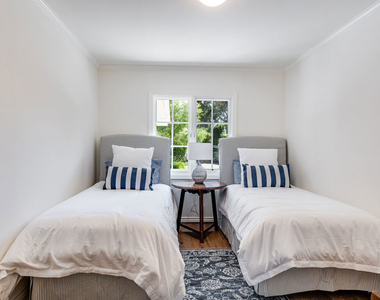 28925 Cliffside Drive - Photo Thumbnail 34